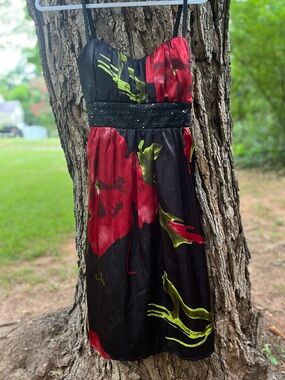 Roulette Black Dress with Red and Neon Yellow Accents 8